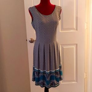 Max studio sleeveless dress